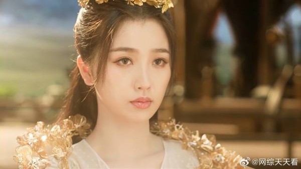 小花精终于复活 但她不再是小花精,而是肩负使命的神女