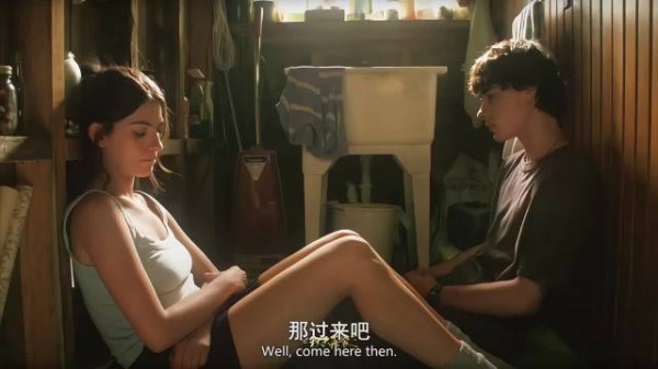 这个嗅颈肩和拥抱！太是那个了 原来比亲吻更让人心动的是拥抱