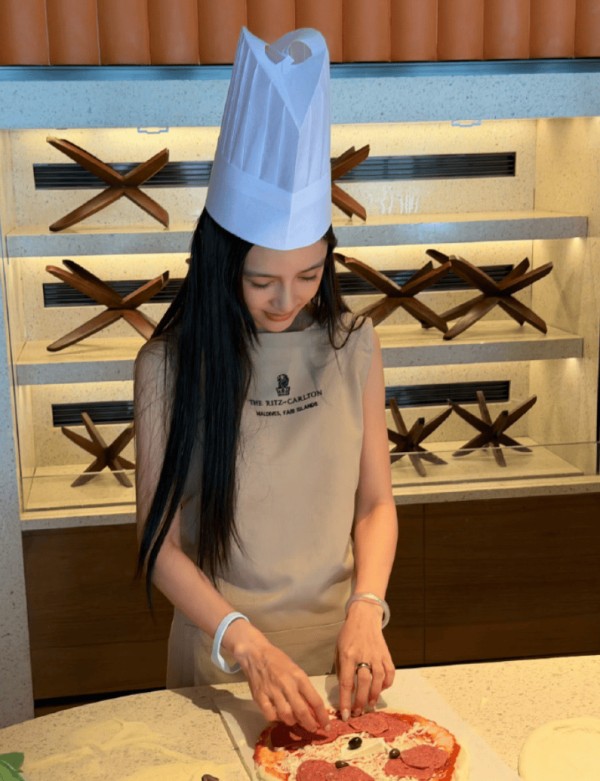 杨颖七夕这妆造,你是认真的么