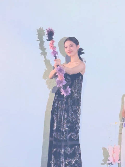 姐姐射箭好美啊！