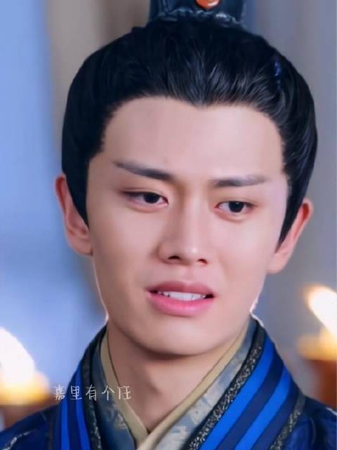 重看才惊觉任嘉伦这段表演张力十足，连嘴角都在微微震颤