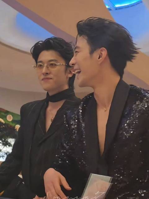 眼睛一睁来这么一段会不会太惬意了