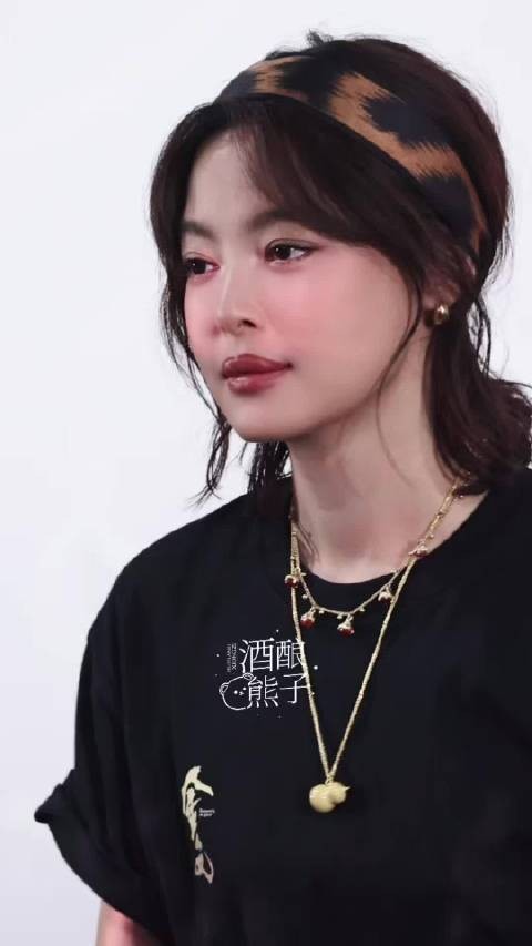 好漂亮哦辛芷蕾