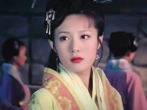 以前的古装圈真是不好混啊，就这样还说不够漂亮，现在动不动就倾国倾城了！