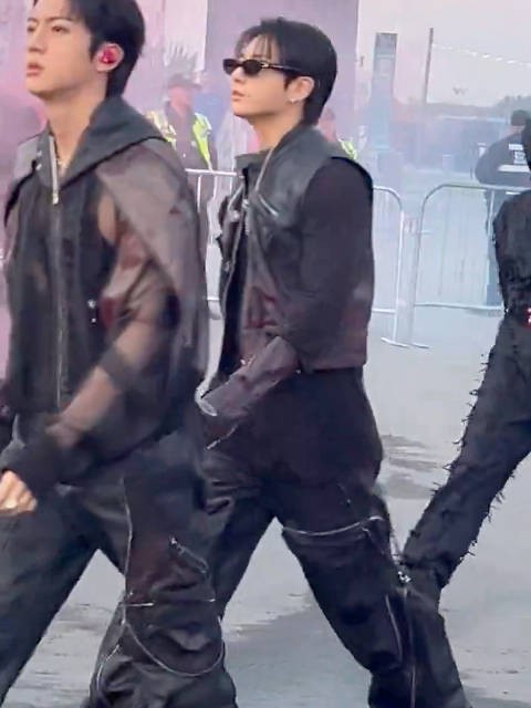 今日出场时饭拍 帅喔 /jeonfame 260823 BTS世巡 多伦多演唱会Day2 ‪‬