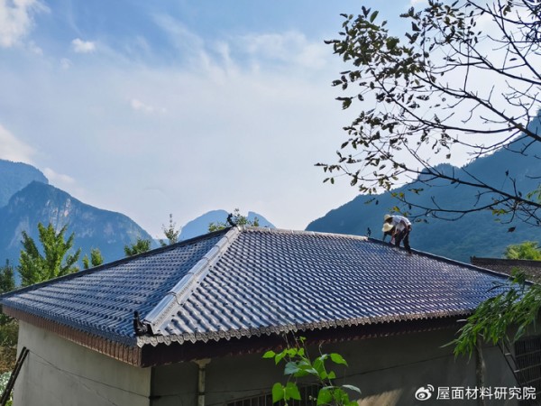 老房换瓦怕被坑？树脂选购看准这3个硬指标，卖瓦的都不敢忽悠你