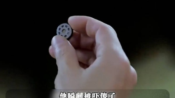 卧底巧施反间计洗清嫌疑继续潜伏