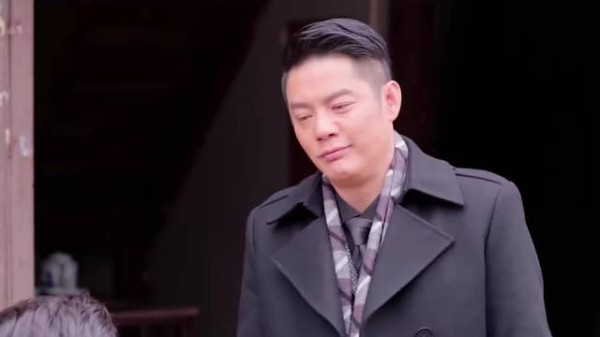 卧底忍辱负重,昔日兄弟成仇人
