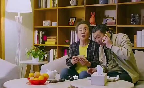 半夜诡异的敲门声吓坏老两口 不料真相惊呆众人