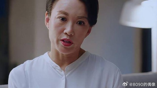 贺灿阳家庭会议惨遭针对，贺爸一句话，让他怀疑不是亲生