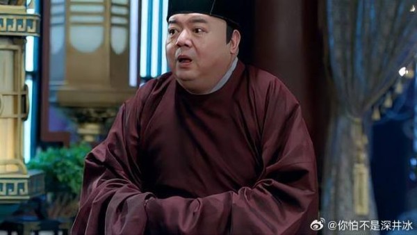 成毅 | 张予曦 伯伯禀告要事，看到程若鱼站在龙床边，秒懂陛下意思
