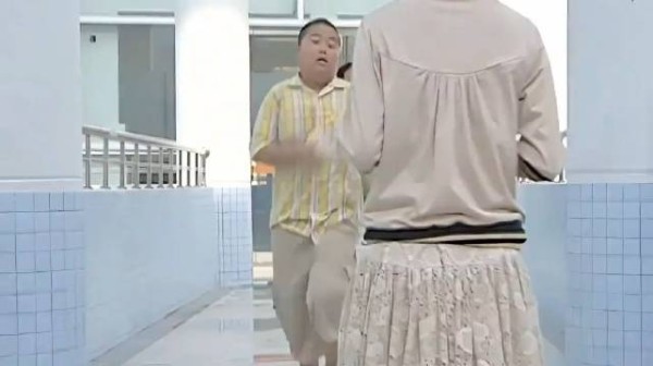 质疑严莉莉,理解严莉莉,超越严莉莉
