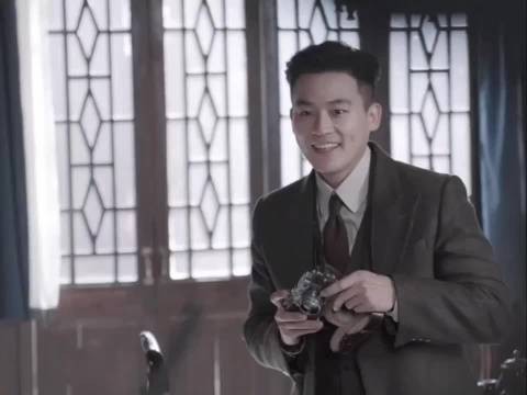 欧豪新剧《醒来》角色沪漂英语角学英语，说我不吃软饭