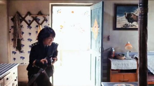 白椿和白菊也好好磕