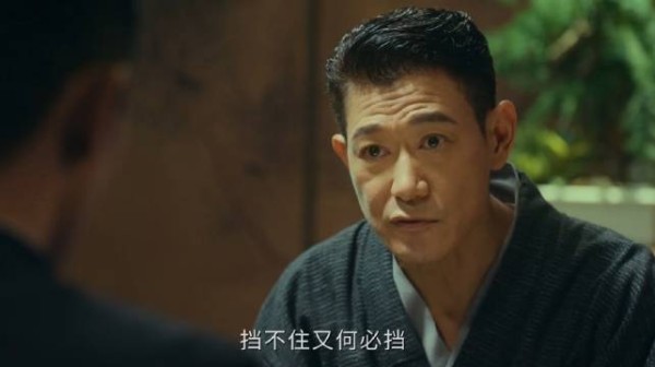 鬼子到底有多狠，为了除掉何贤，居然偷偷在糖水里放了炸弹