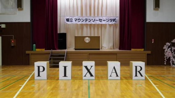 趣闻：真人版《PIXAR》，Twi：すしらーめん《りく》