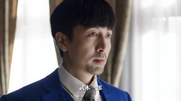 头次见一个人演完一部谍战剧！