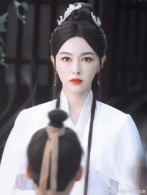 唐嫣首部仙侠大女主剧《念无双》的故事即将开启，拭目以待啦