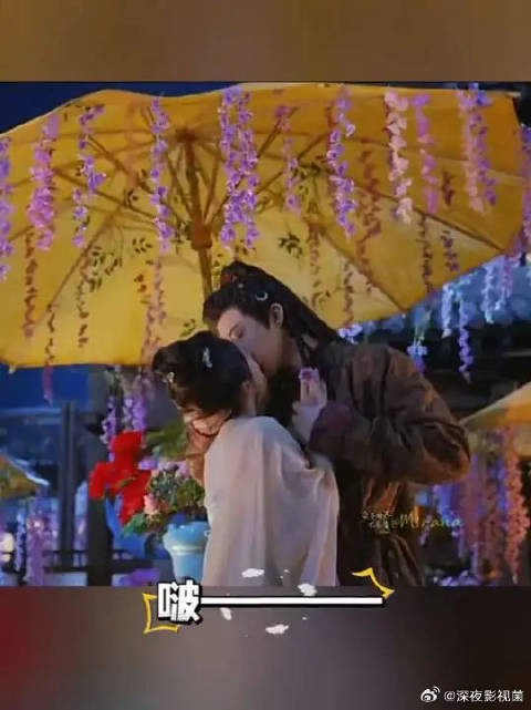 多才多艺的燕子京自己给自己唱BGM