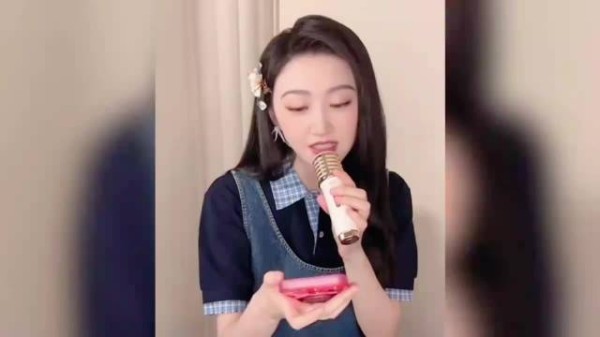 景甜回应孙宇晨指控：我依然眼光不行智慧欠奉，不会为qian 出卖爱情