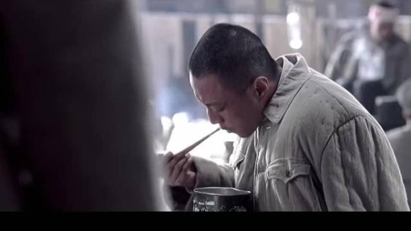 那个年代就是想法子扣帽子，集结号