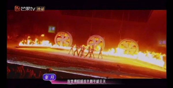 娜就聊姐姐播客 能且到瑶瑶月月一起吗