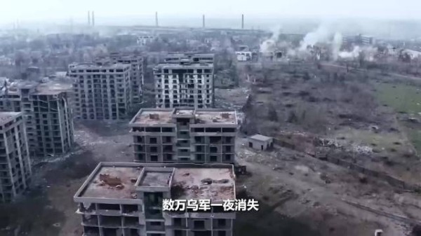 数万乌军一夜消失，泽连斯基位置或不保，英雄梦破碎真的开始后悔