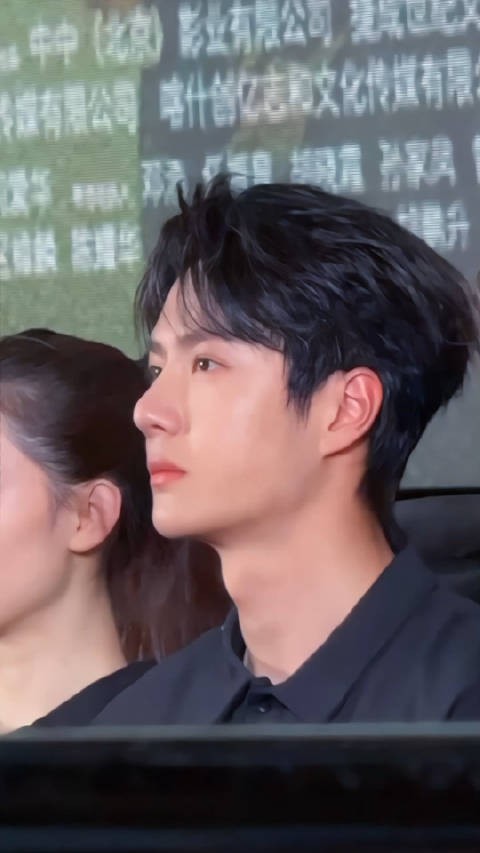 l 春水初生，春林初盛，春风十里，不如你