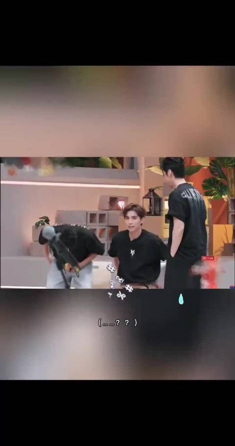 披哥这一组太有梗,唱功没得挑,脸型还自带统一buff