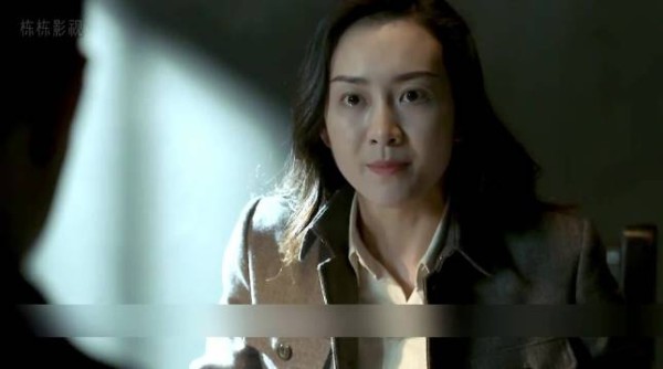 汪曼春终于知道，自己从头到尾都是明楼手里一枚可以随意丢弃的