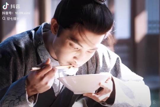 好厉害的台词好厉害的演技，小哥哥明明不是科班到底哪里学来的