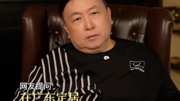 王晶谈香港老人来广东定居，珠海挺好的，深圳一个月一万三太贵了