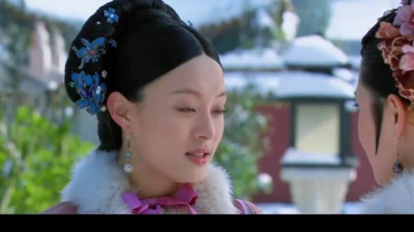 祺贵人进宫，竟与甄嬛同住