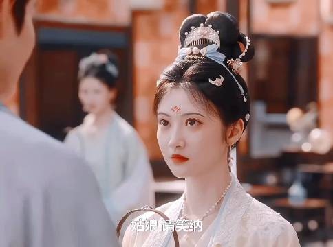 好一个众目睽睽之下依然明目张胆的男主啊啊啊啊!