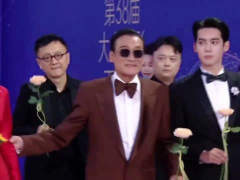 梁家辉称陈丽君获奖比自己拿影帝更高兴