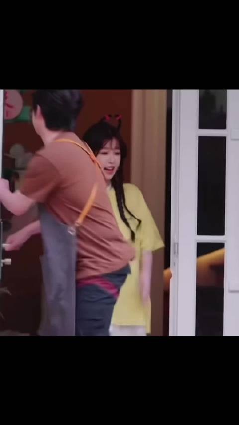 不要嘲笑我的刘海@虞书欣Esther 音频:LISA