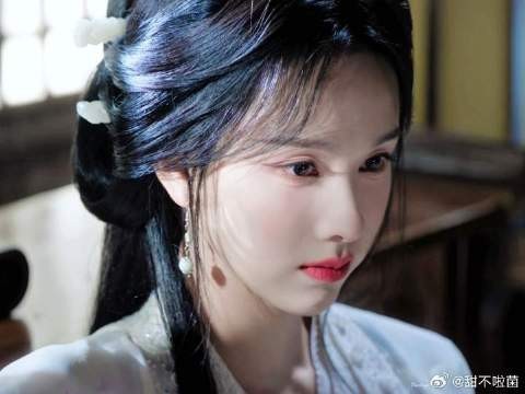 多希望压倒我的不是<a target=