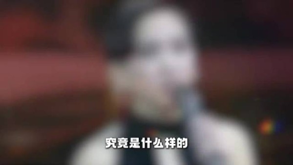四岁卖唱、终身被压榨，读懂梅艳芳逃不开的亲情枷锁