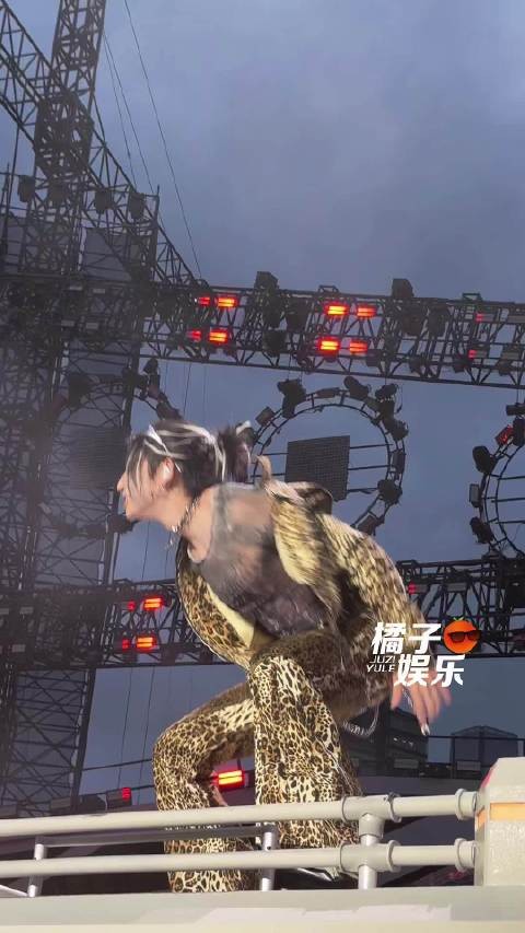 wk快来听小鬼这个低音炮 好疯好反差！