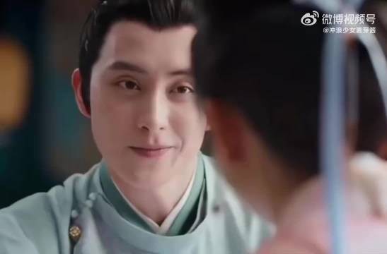 全剧组瞒着田曦薇加的这场亲脸戏,怪不得她的反应这么真实