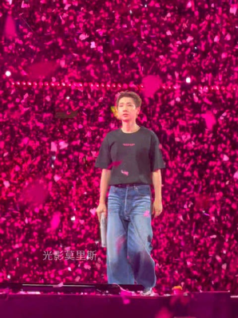 鸟巢收官场汪苏泷哭了，要怎么才能不说再见