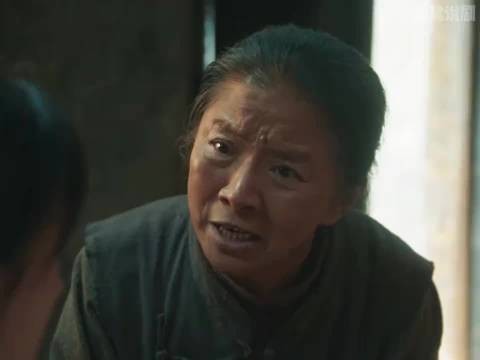 妹妹质疑姐姐怀孕，物资匮乏年代引发家庭矛盾