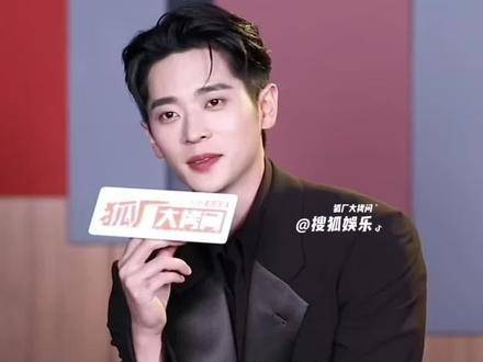 丞磊说给王楚然修图无需P脸 谁不渴望拥有这般全能型摄像师