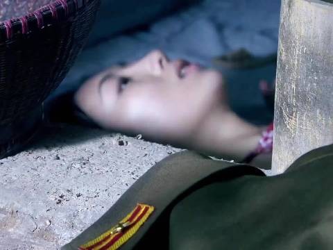 水生一夜之间家破人亡，发誓要杀光所有鬼子