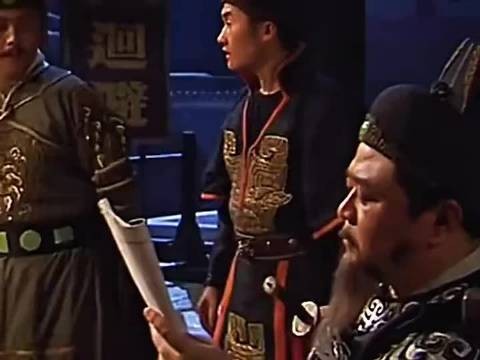 九品?那口气听起来像三省六部的最高长官呢