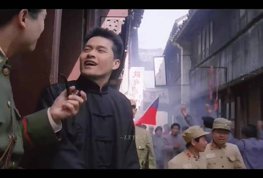 “从地下皇帝到流亡他乡，陆云生的一生写满现实与残酷”