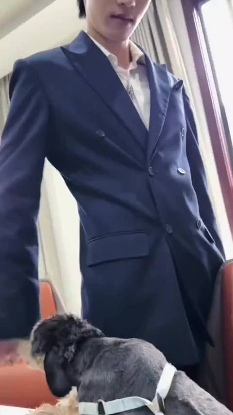 小高小郝比拼撒娇，小郝被赞比哈根达斯甜