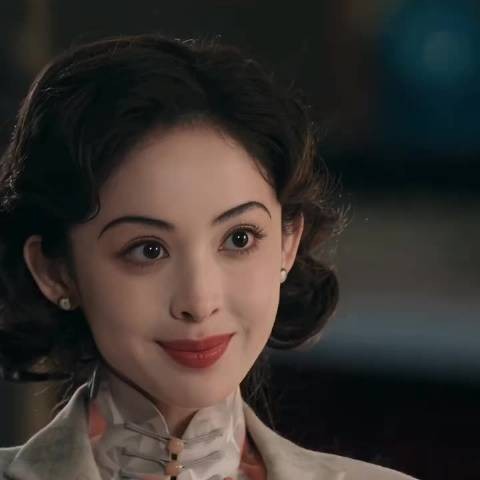 娜扎新剧《醒来》饰演金宝，遇险冷静机智