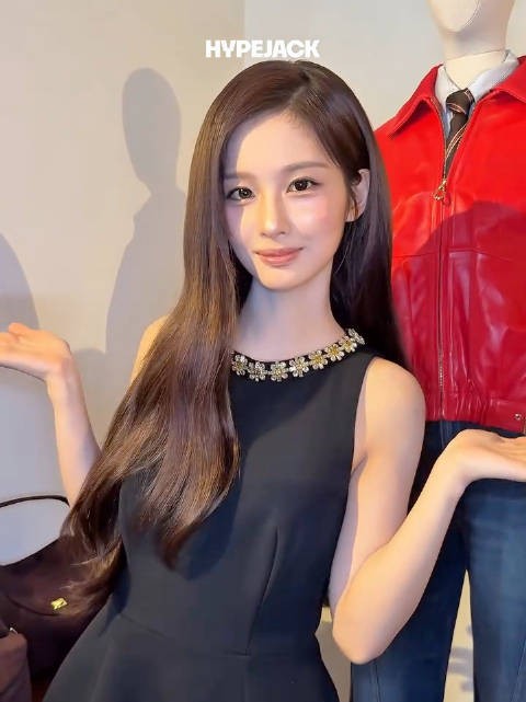 hypejackmag更新雪允美照,颜值时刻在线无需CHECK