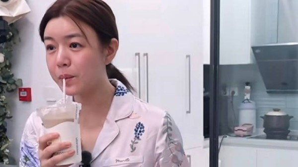 陈妍希一天一顿白天只喝两杯咖啡